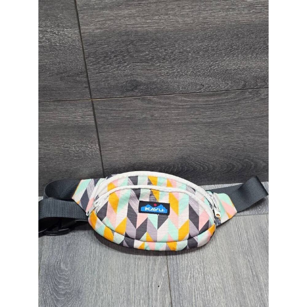 Kavu Spectator funny pack multicolor pockets Bag Chevron Sketch B000672 - Picture 3 of 9